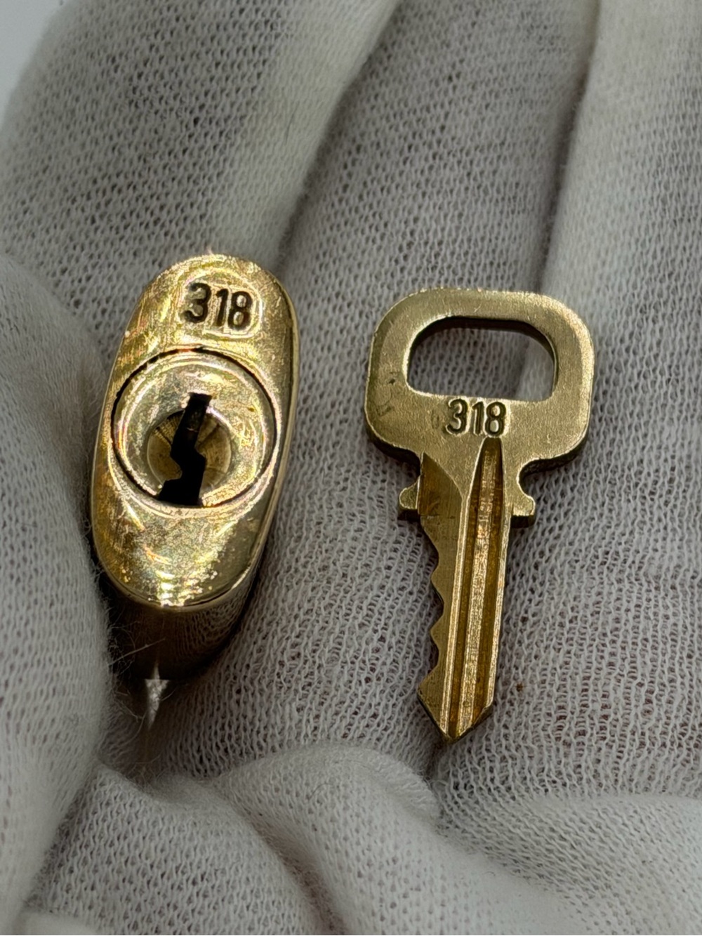 Authentic Louis Vuitton Gold-Tone LV Lock and Key Set - Picture 3 of 8